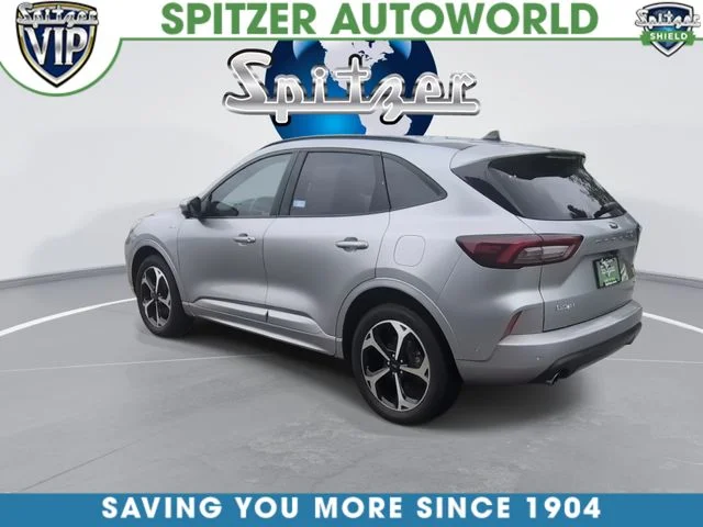 Used 2023 Silver Ford ST-Line Elite image 7