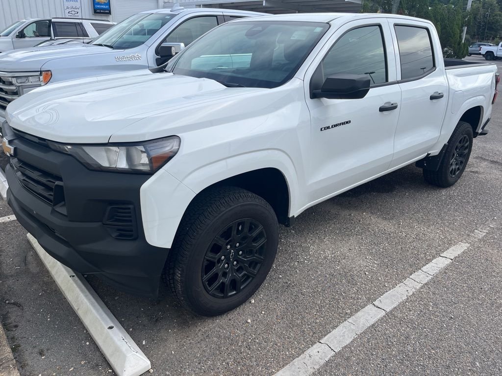 2025 Chevrolet Colorado 2WD Work Truck Crew Cab Short Box's photo