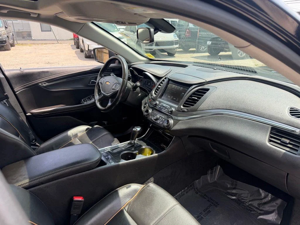 Used 2019 Black Chevrolet Premier image 11