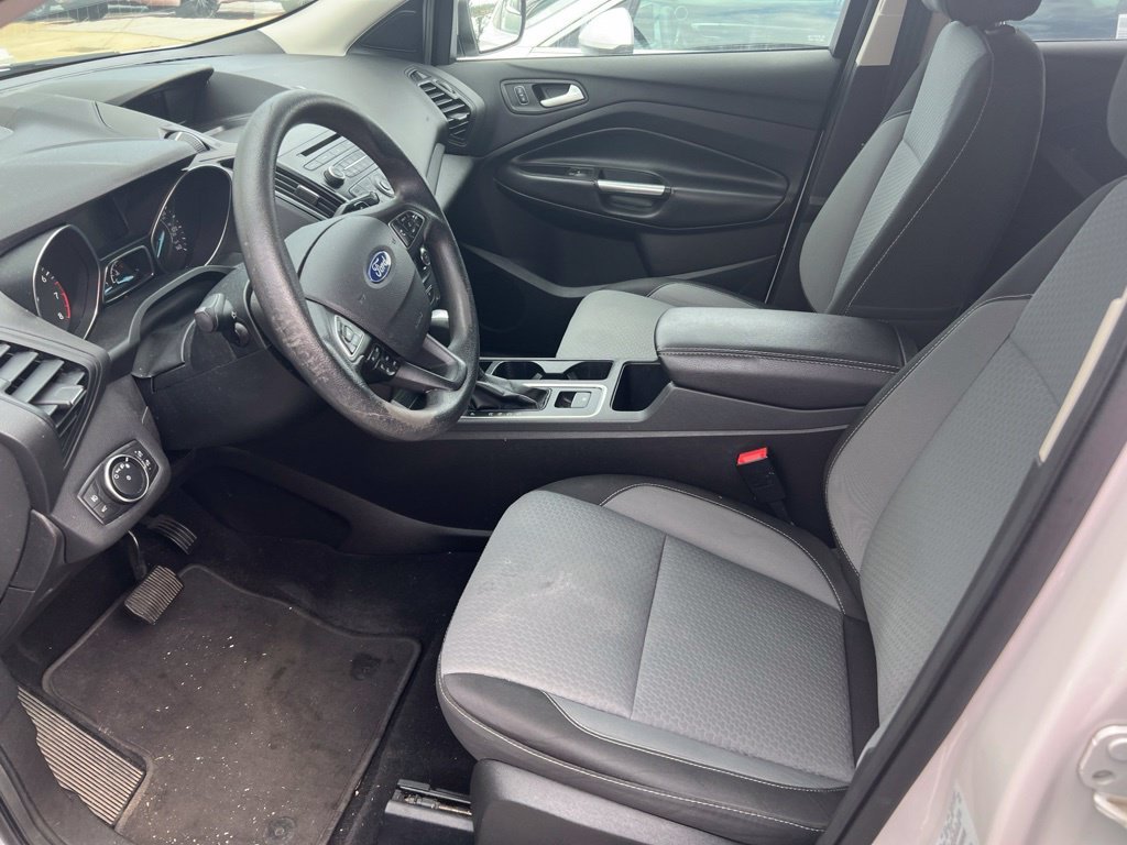 Used 2017 White Ford SE image 7