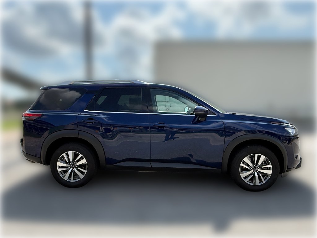 Used 2025 Deep Ocean Blue Pearl Nissan SL image 10