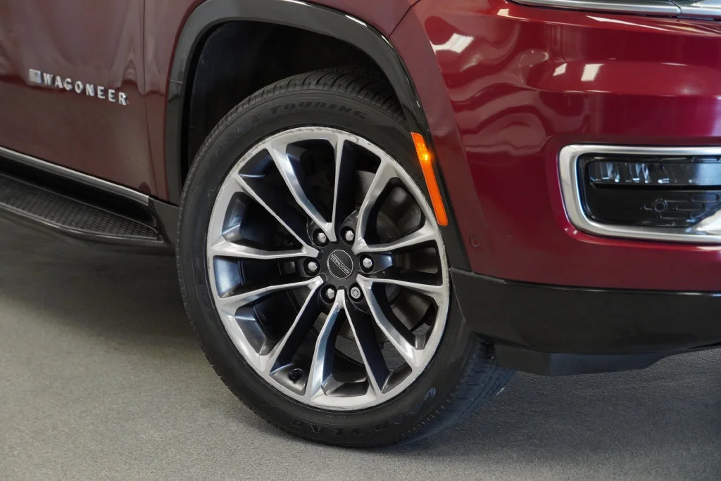 Used 2022 Red Jeep Series II image 9