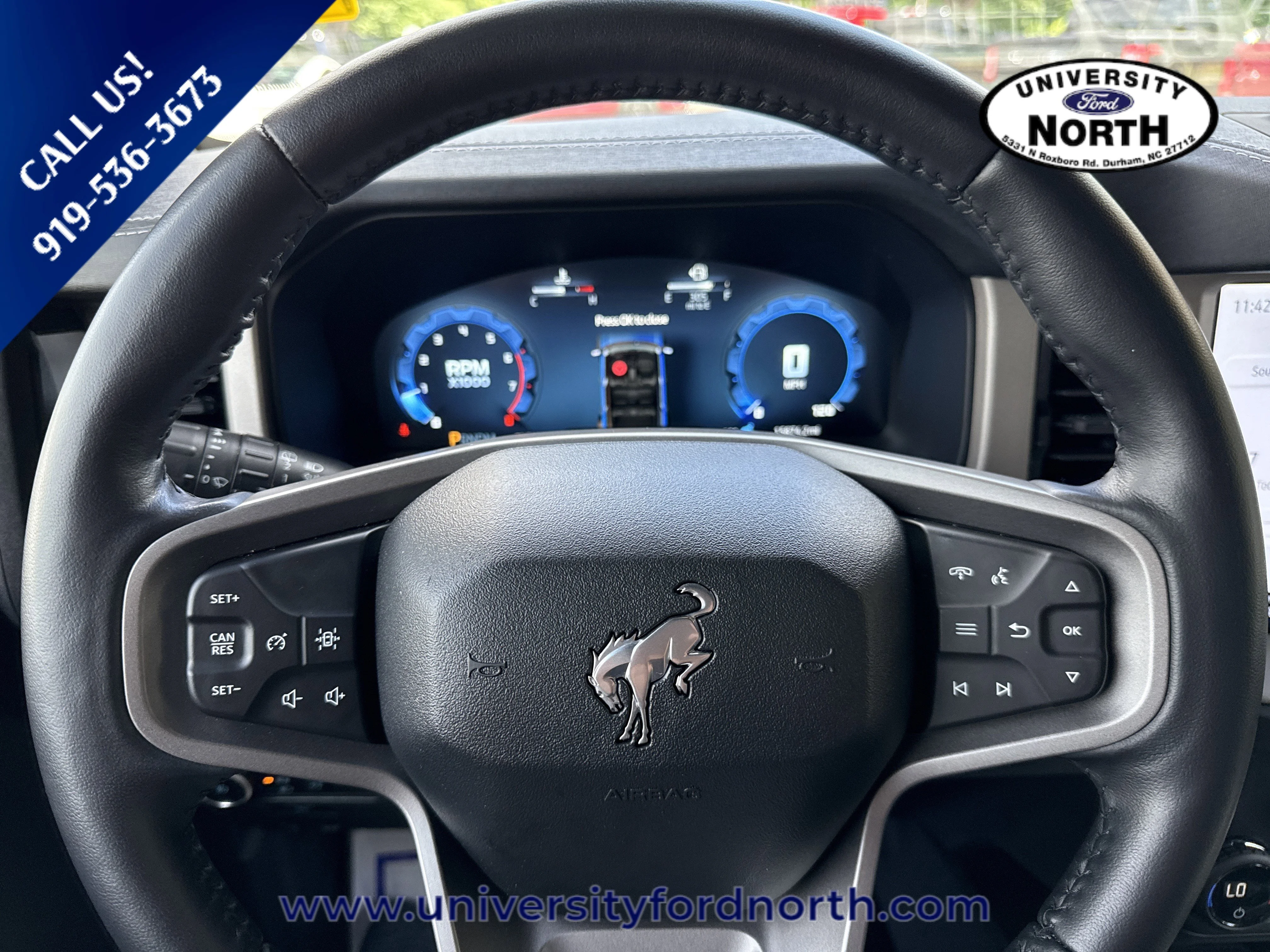 Used 2025 Green Metallic Ford Outer Banks image 19