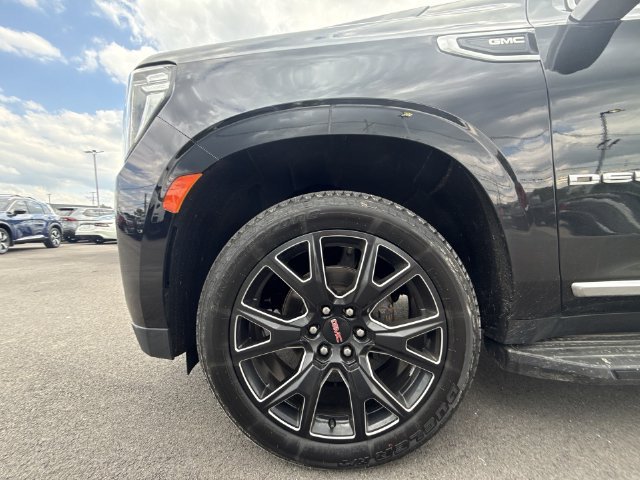 Used 2024 Black GMC Denali image 10