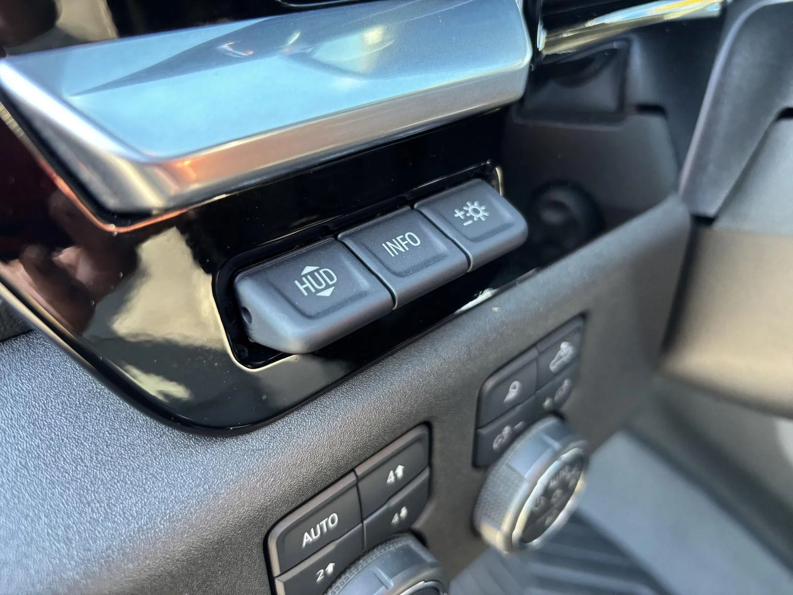 Used 2022 NORTHSKY BLUE METALLIC Chevrolet LTZ image 19