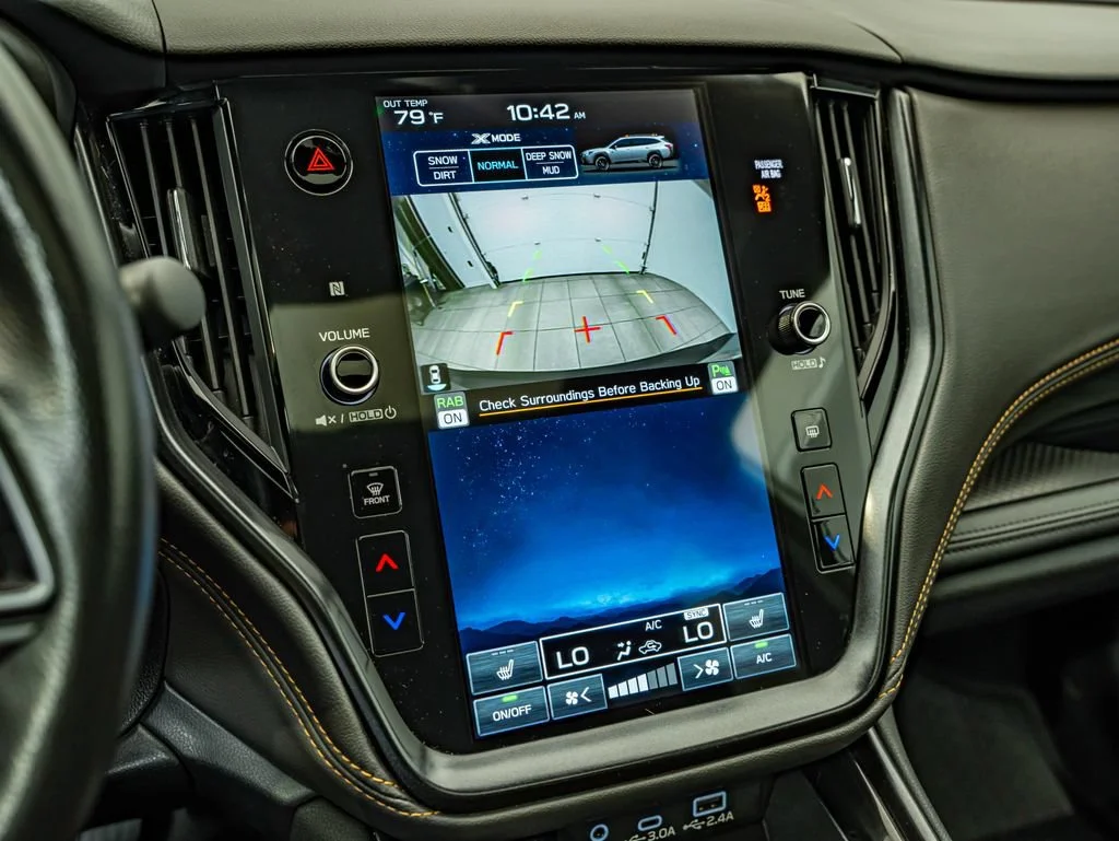 Used 2023 Ice Silver Metallic Subaru Wilderness image 28