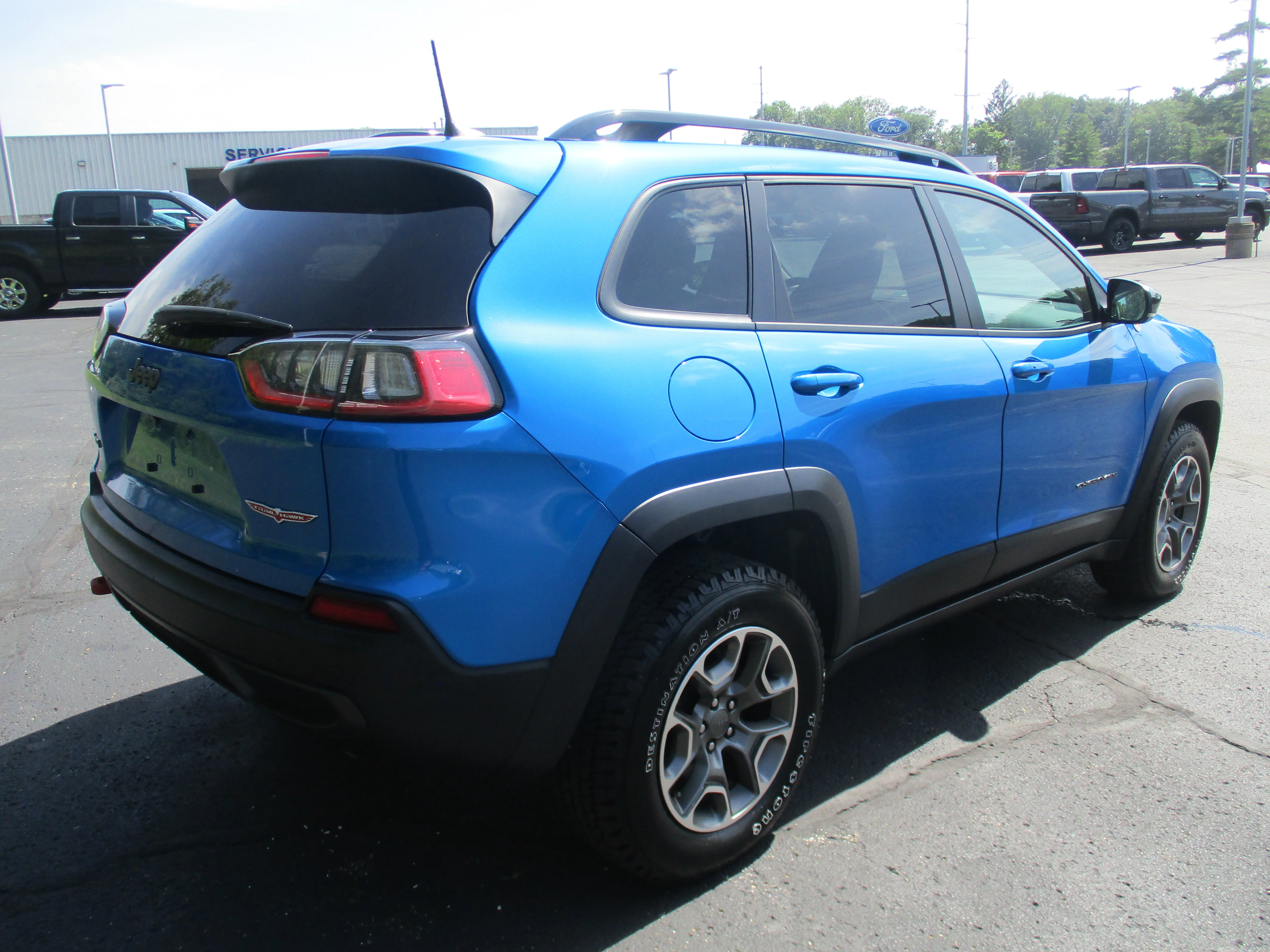 Used 2022 Hydro Blue Pearlcoat Jeep Trailhawk image 55