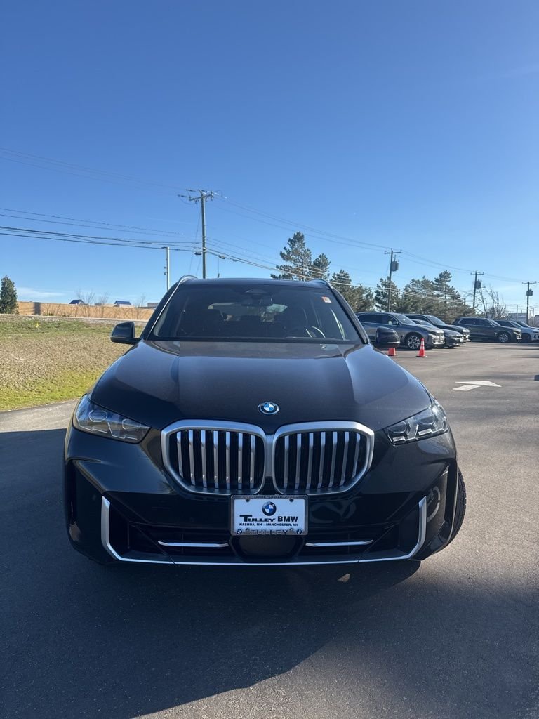 Used 2026 BMW X5 50e with VIN 5UX43EU01T9260096 for sale in Manchester, NH