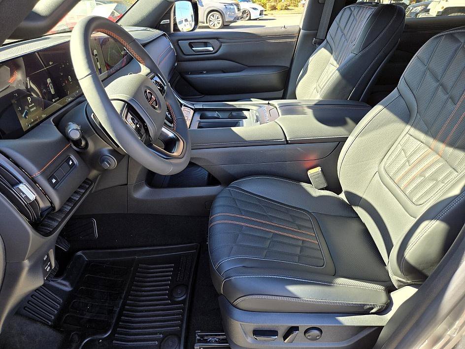 2026 Nissan Armada PRO-4X - Photo 9