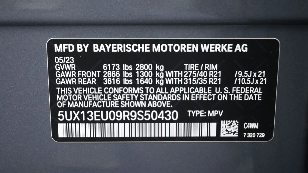 Certified Used 2024 Gray BMW sDrive40i image 27