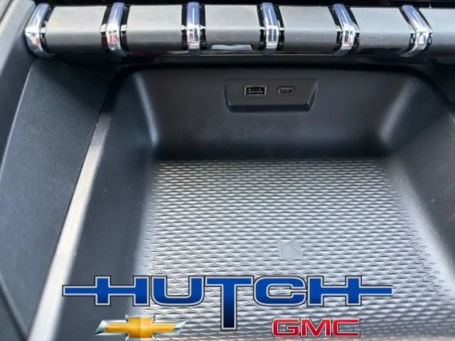 New 2026 Summit White GMC Elevation image 31