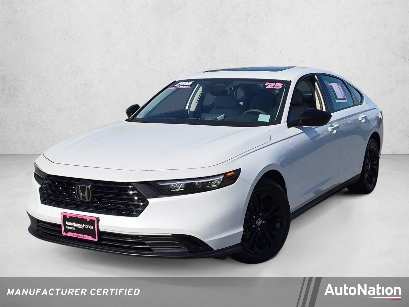Used 2025 Platinum White Pearl Honda SE image 1