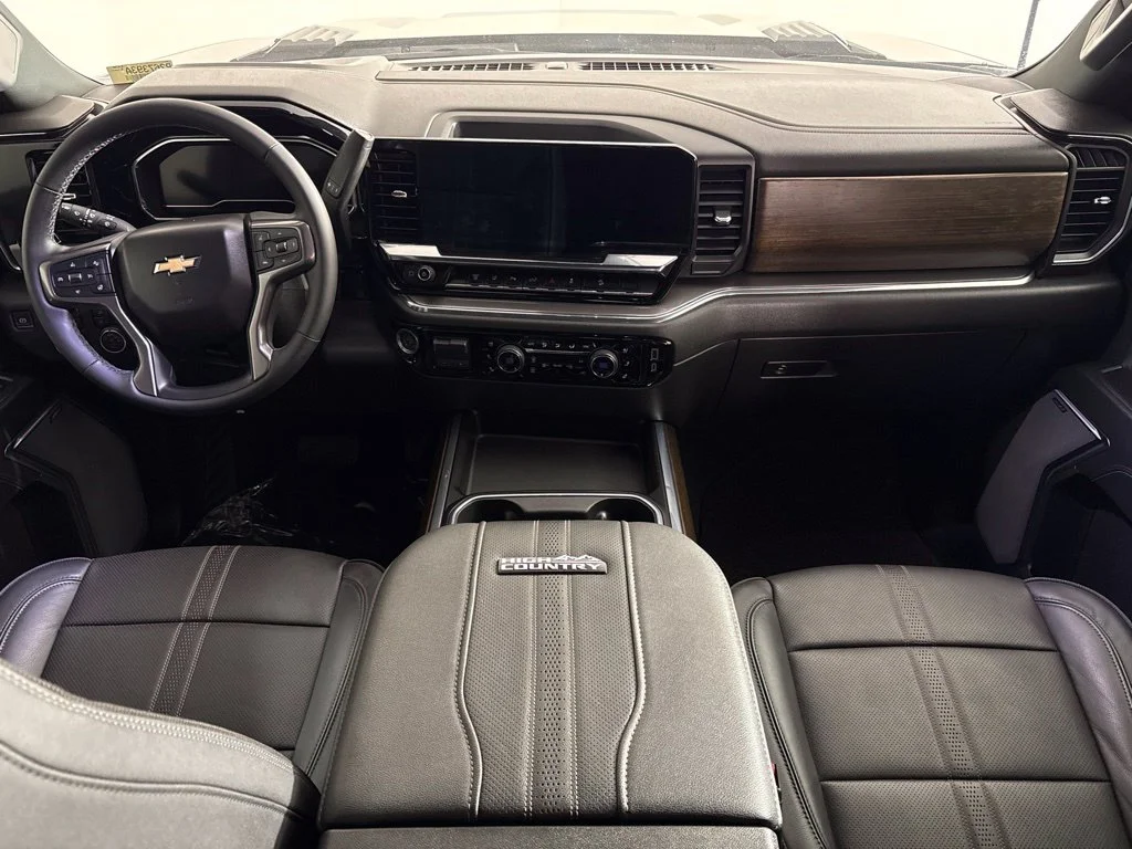 Used 2024 Gray Chevrolet High Country image 23
