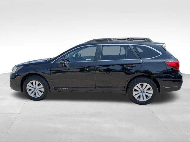 Used 2019 Black Subaru 2.5i Premium image 4