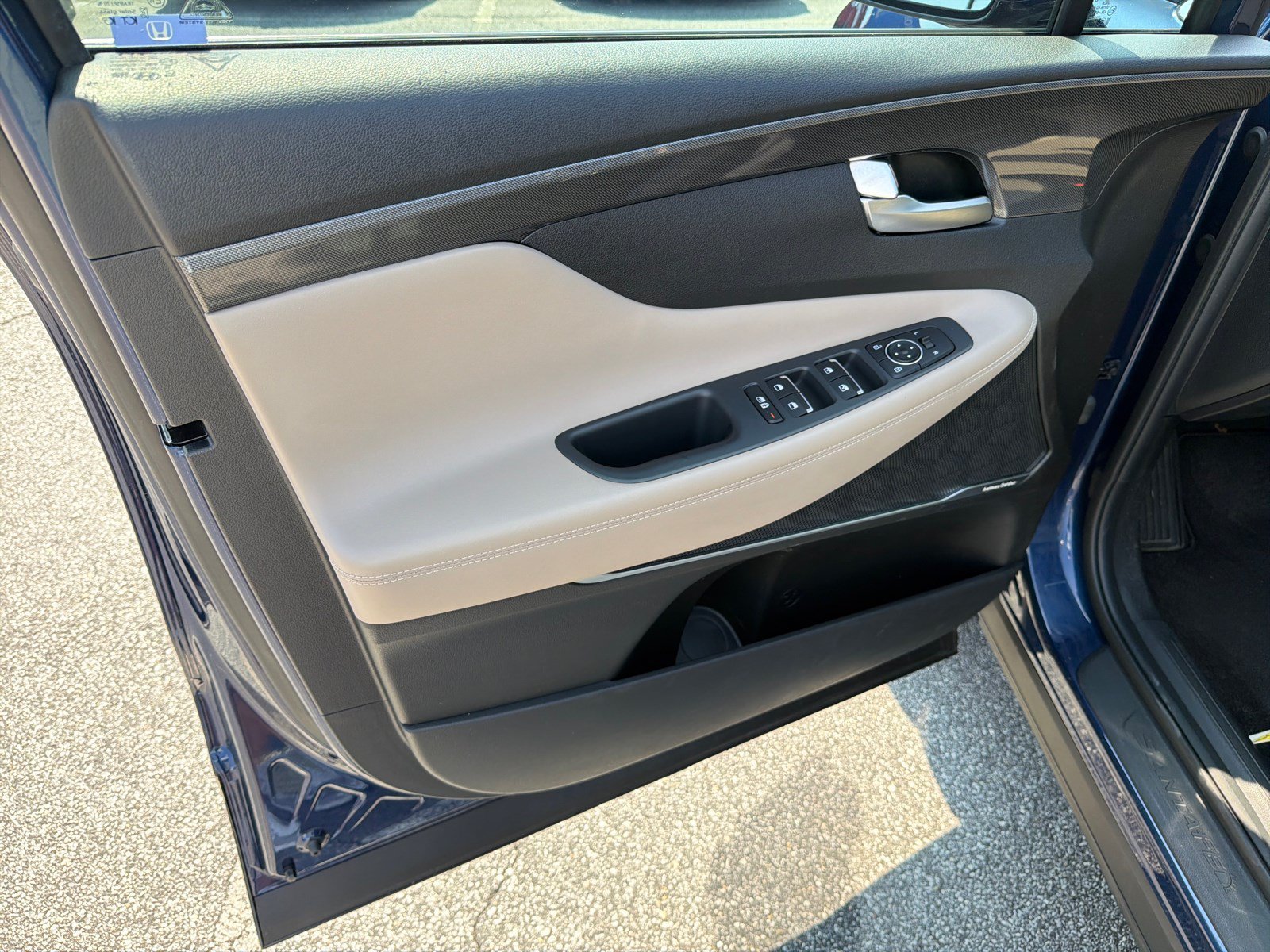 Used 2023 Stormy Sea Hyundai SEL image 10