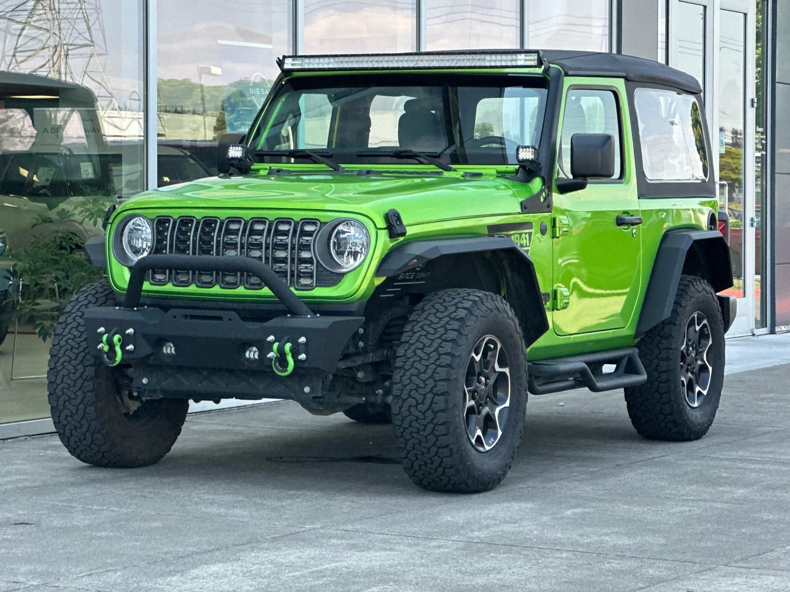 Used 2025 Mojito Clearcoat Jeep Sport image 7