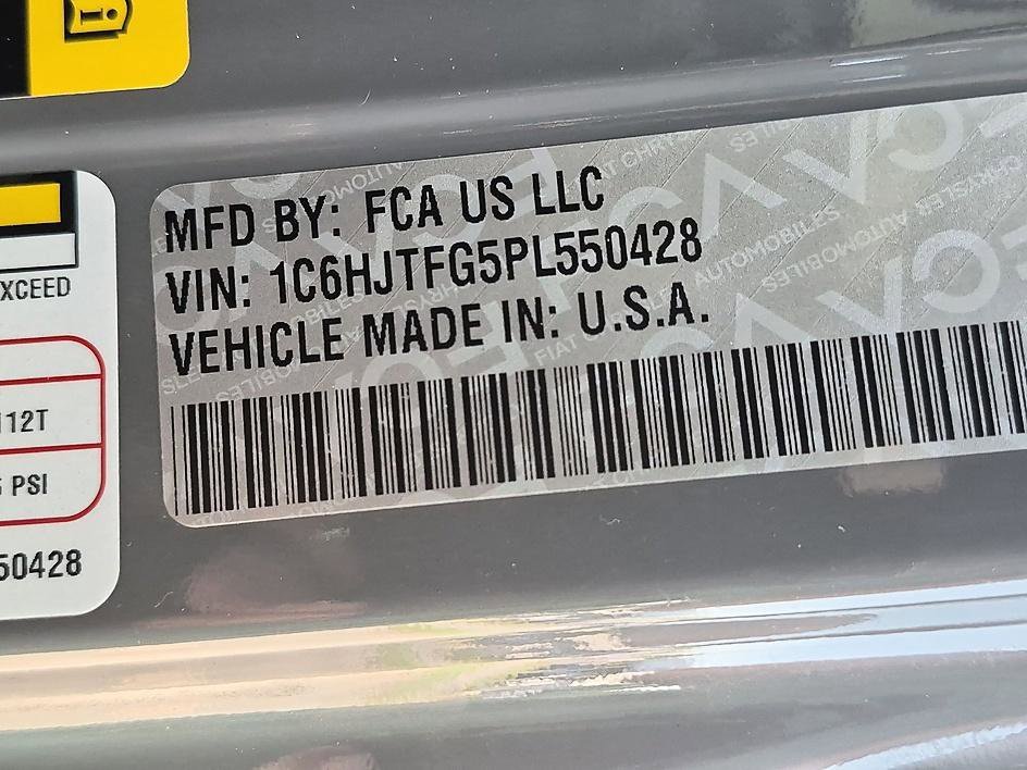 Used 2023 Gray Jeep Overland 4x4 image 35