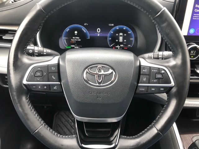 Used 2023 Silver Toyota Limited image 25