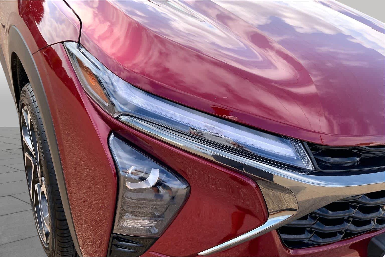 Used 2025 Crimson Metallic Chevrolet 2RS image 28