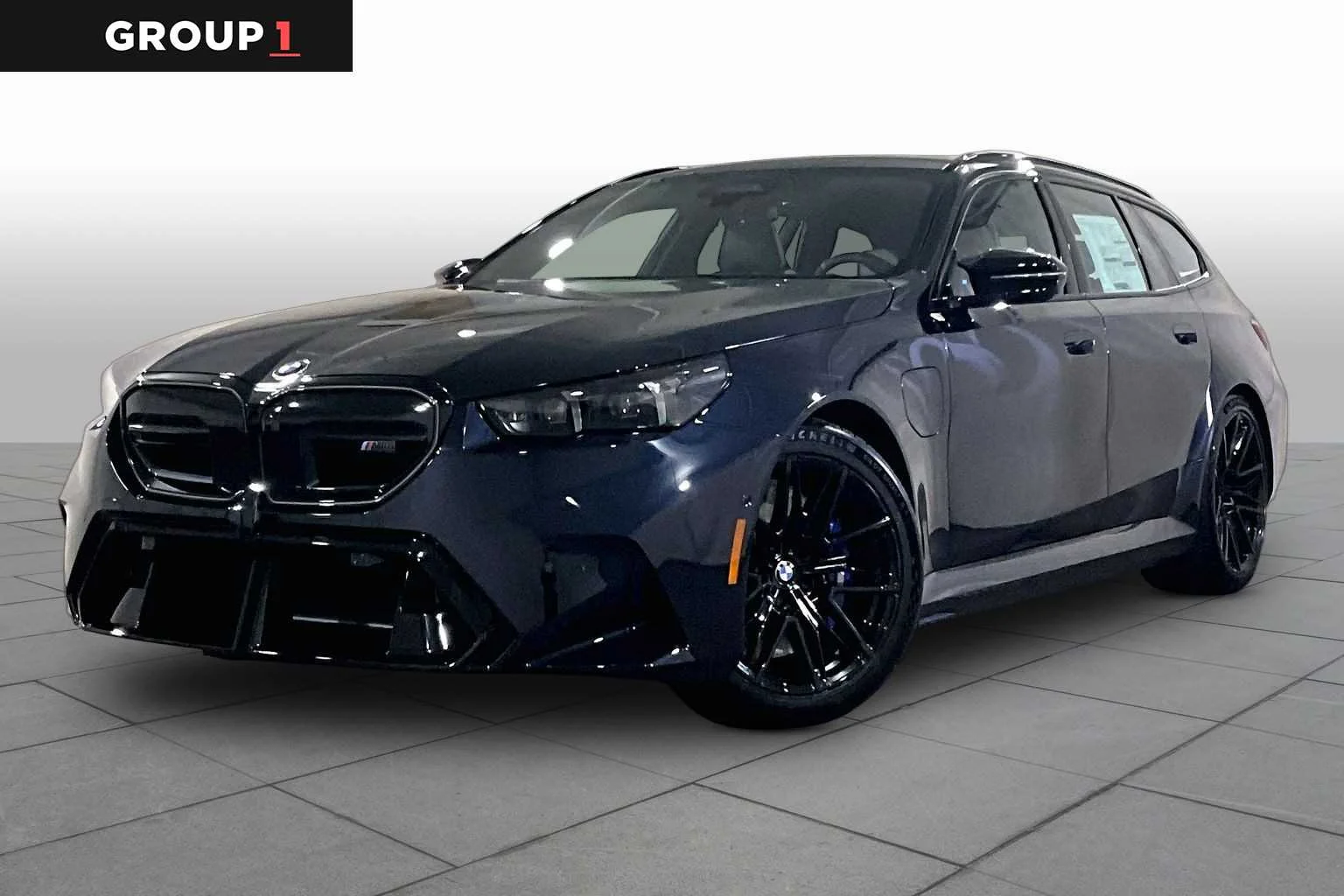 2027 BMW M5 M5 Touring's photo