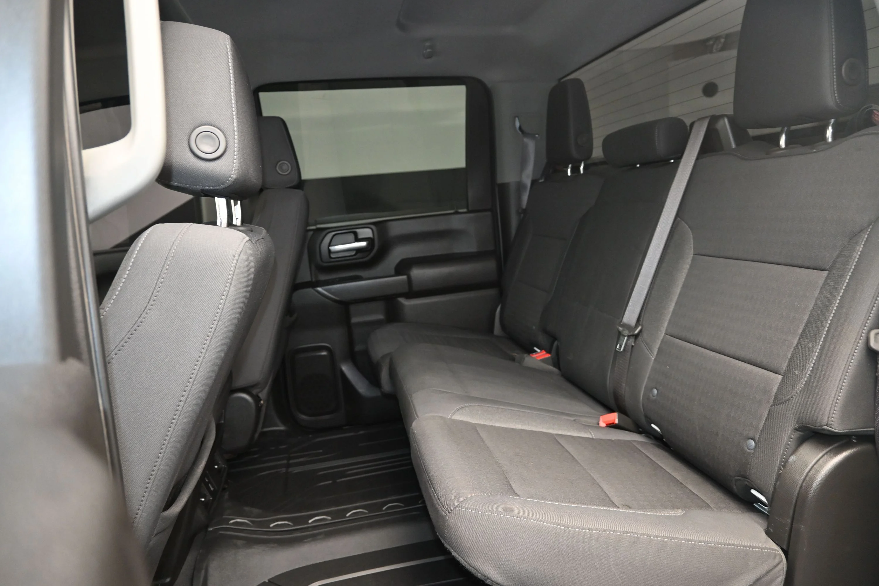 Used 2024 Summit White Chevrolet Custom image 11
