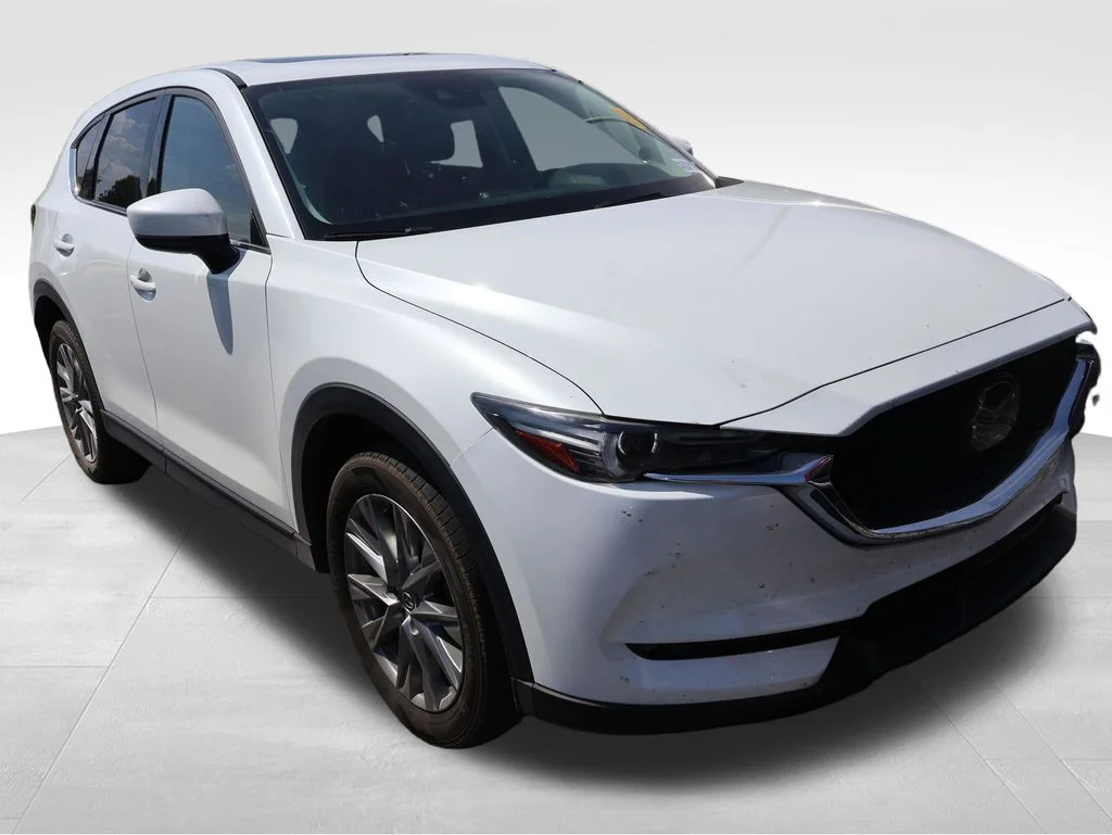 Used 2021 White Mazda Grand Touring image 13