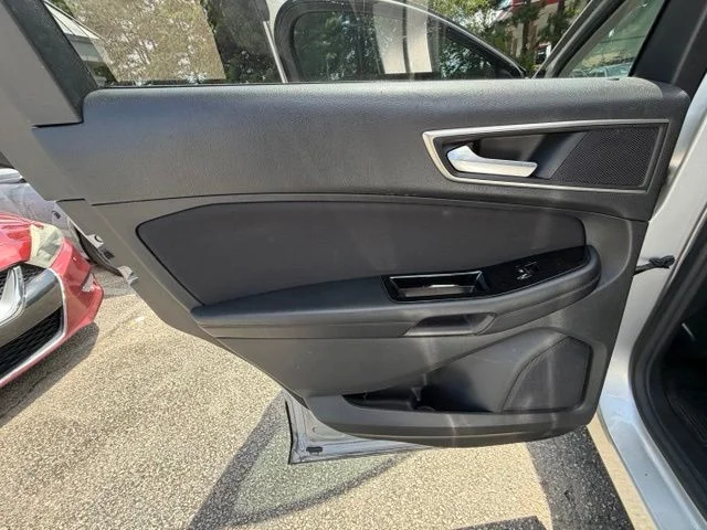 Used 2016 Silver Ford SEL image 16