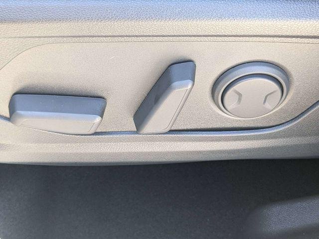New 2026 Silver Hyundai SEL FWD image 21