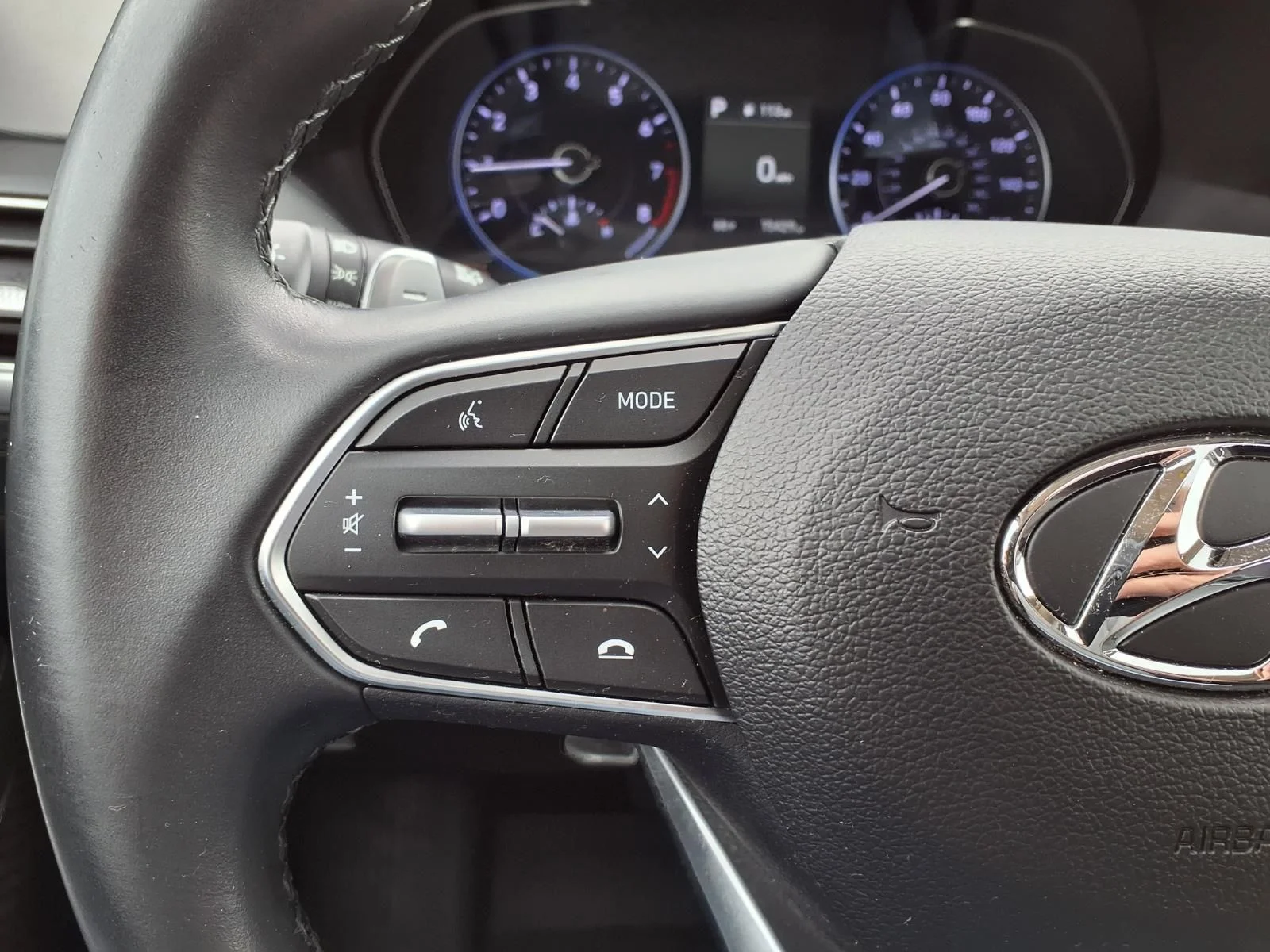 Used 2022 Black Hyundai SEL image 23