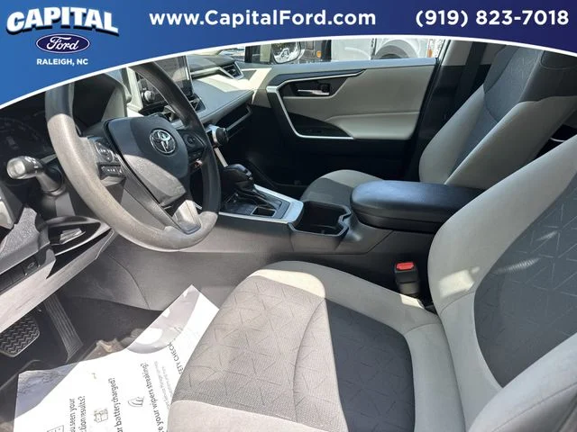 Used 2023 White Toyota XLE image 19