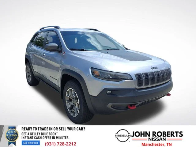 Used 2020 Silver Jeep Trailhawk image 1