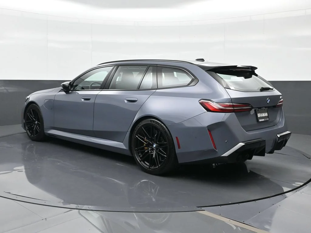 Used 2025 Gray BMW Base image 3