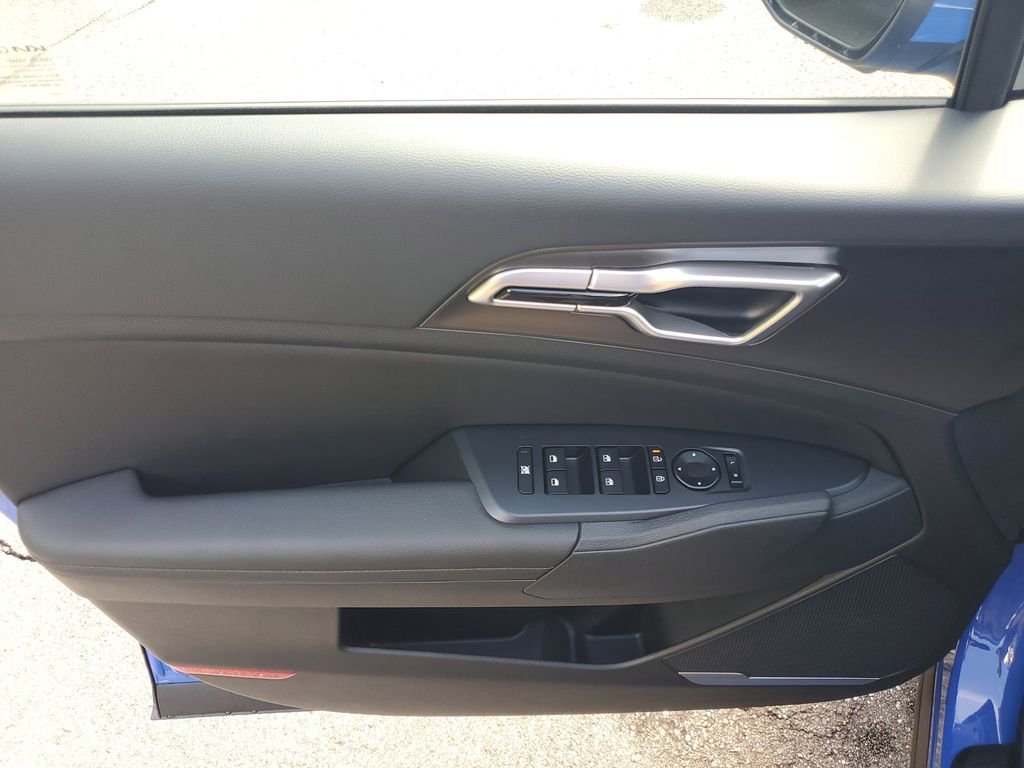 2026 Kia Sportage EX - Photo 25