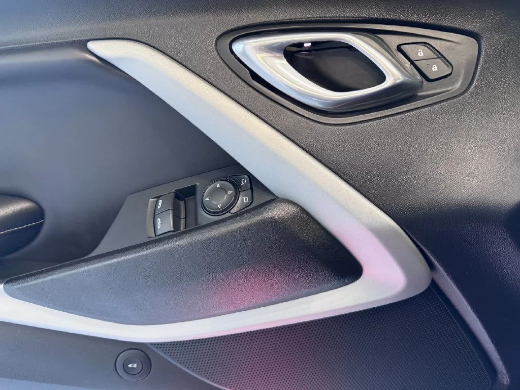 2018 Chevrolet Camaro 1SS - Photo 22