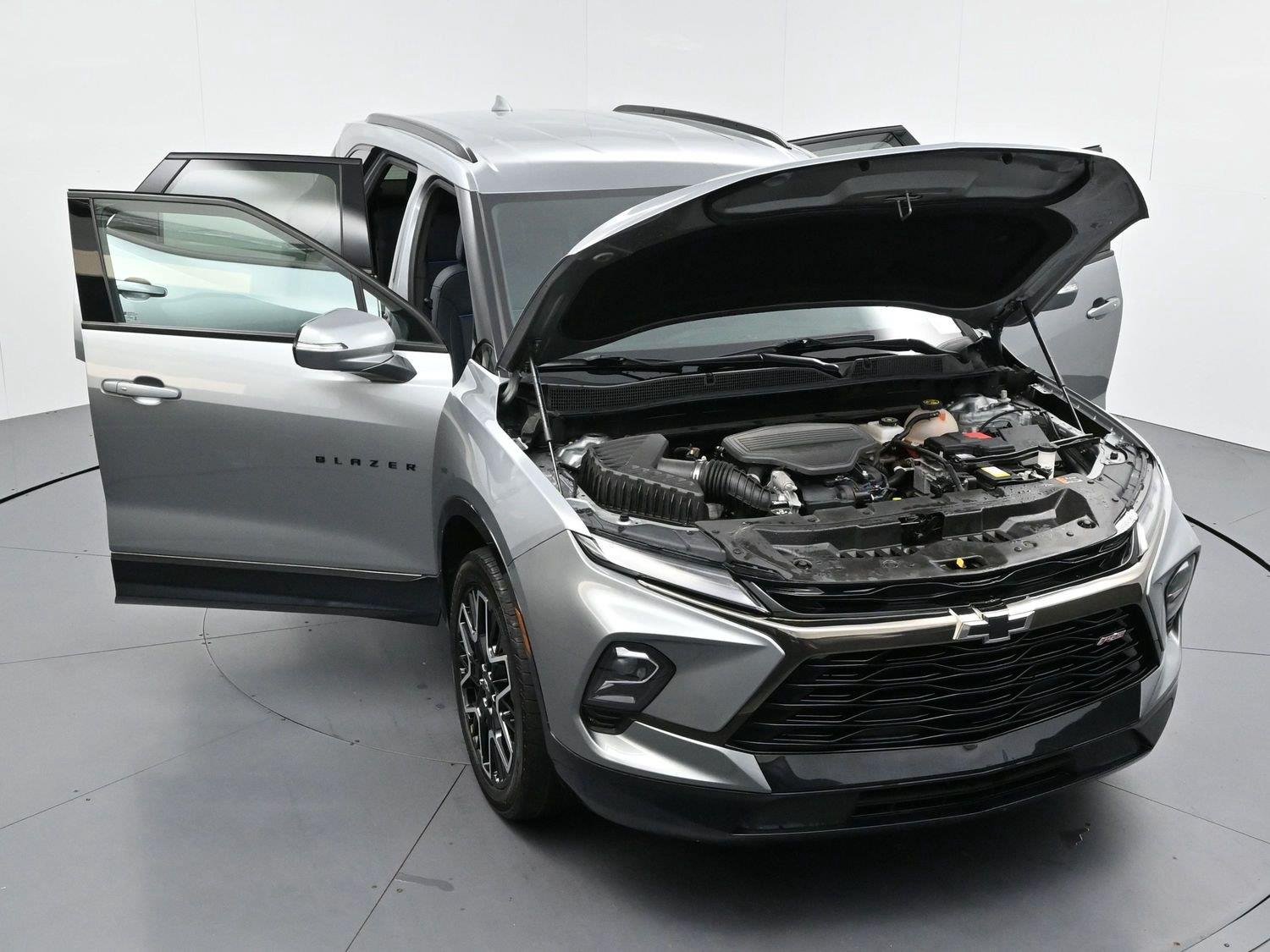 Used 2024 Sterling Gray Metallic Chevrolet RS image 41