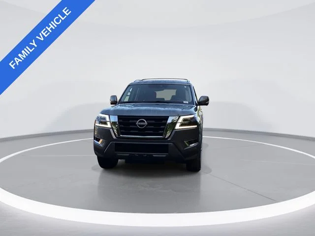 Used 2022 Gray Nissan SL image 3