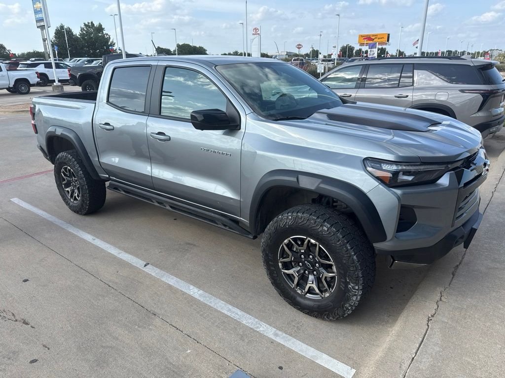 Used 2024 Gray Chevrolet ZR2 image 4