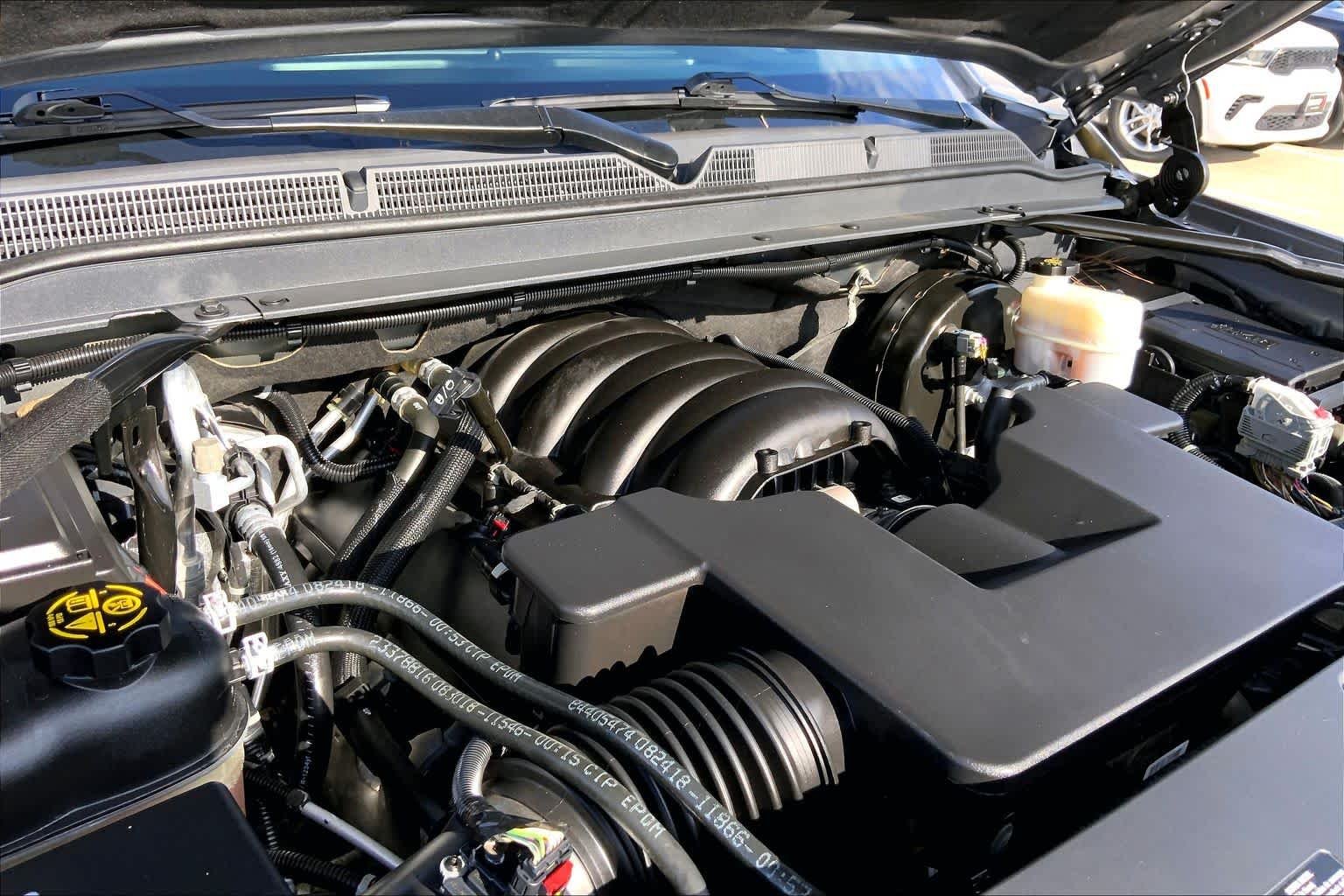 Used 2019 Satin Steel Metallic GMC SLT image 33