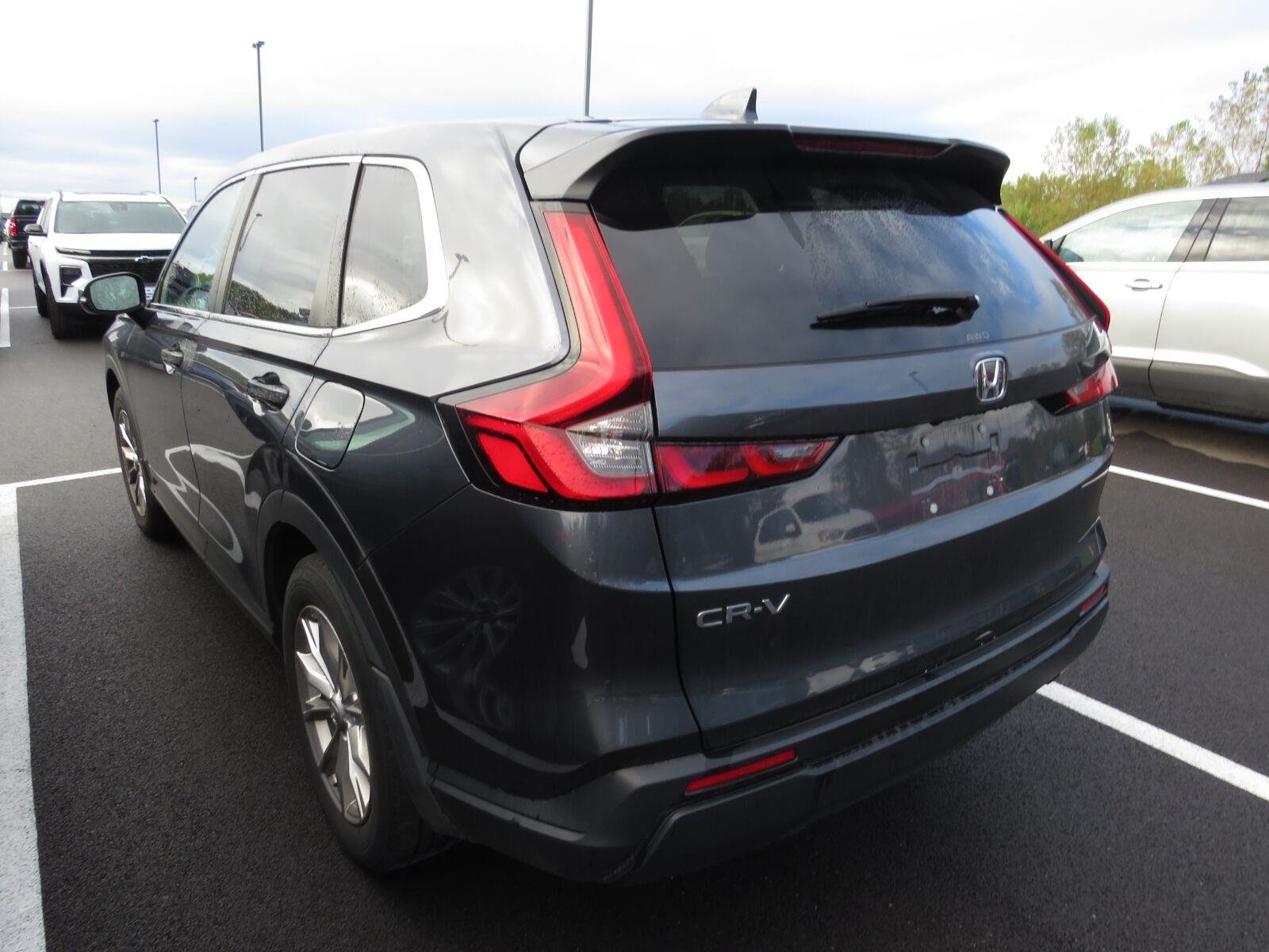Used 2024  Honda EX image 13