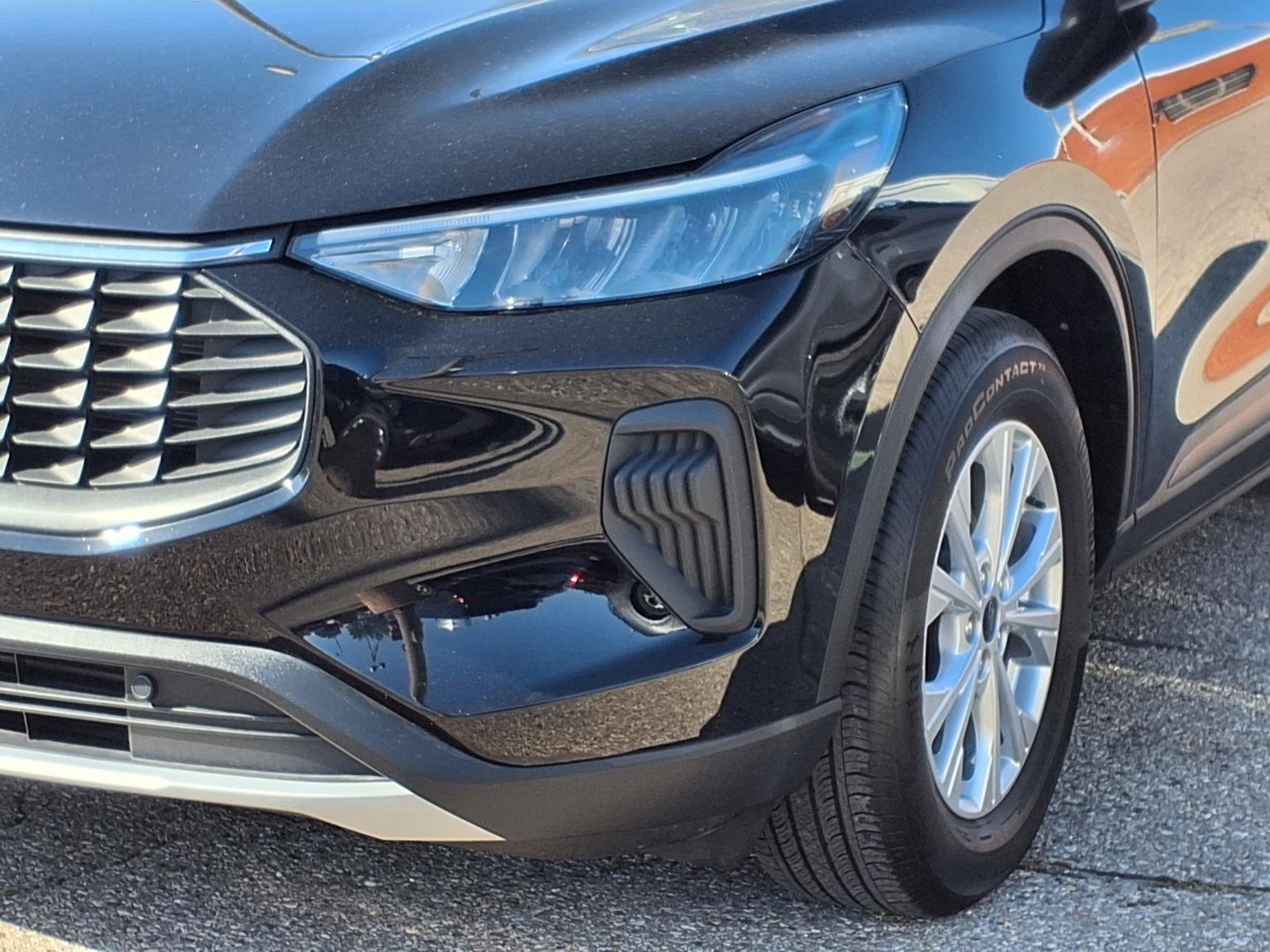 Certified Used 2024 Agate Black Metallic Ford Active image 27