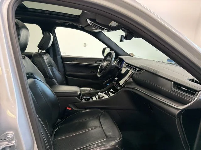 2022 Jeep Grand Cherokee Overland - Photo 40