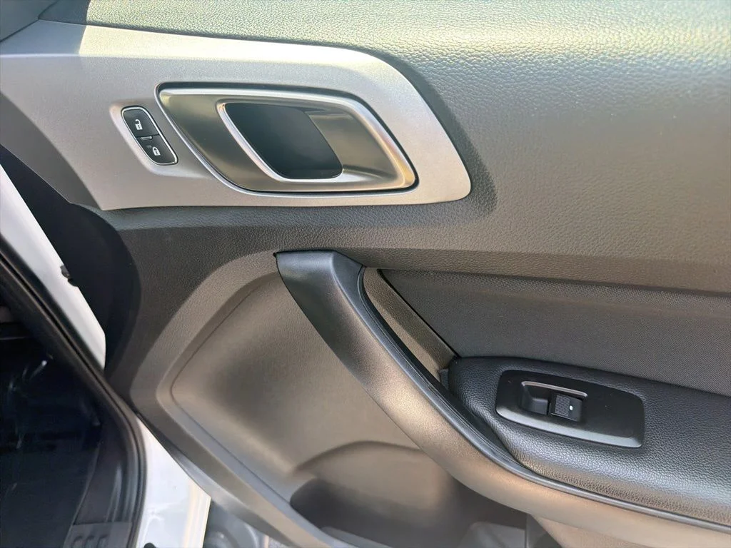 Certified Used 2021 Oxford White Ford XLT image 40