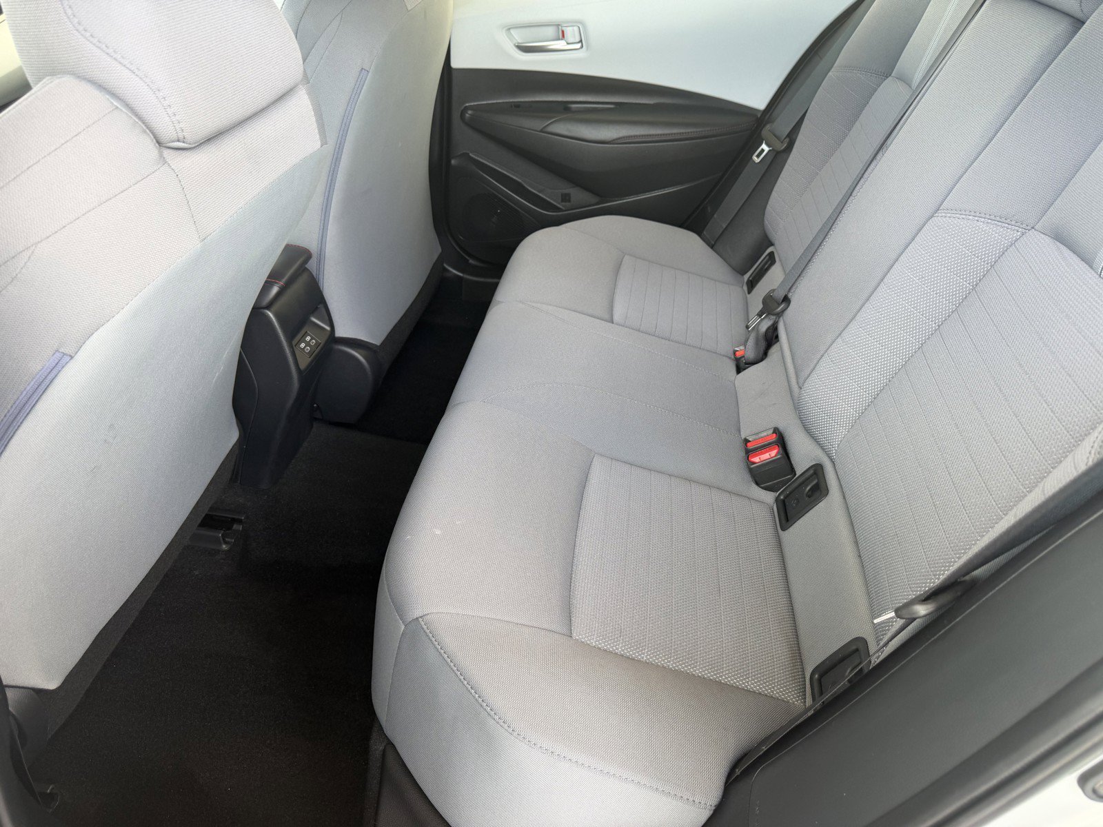Certified Used 2023 Classic Silver Metallic Toyota SE image 20