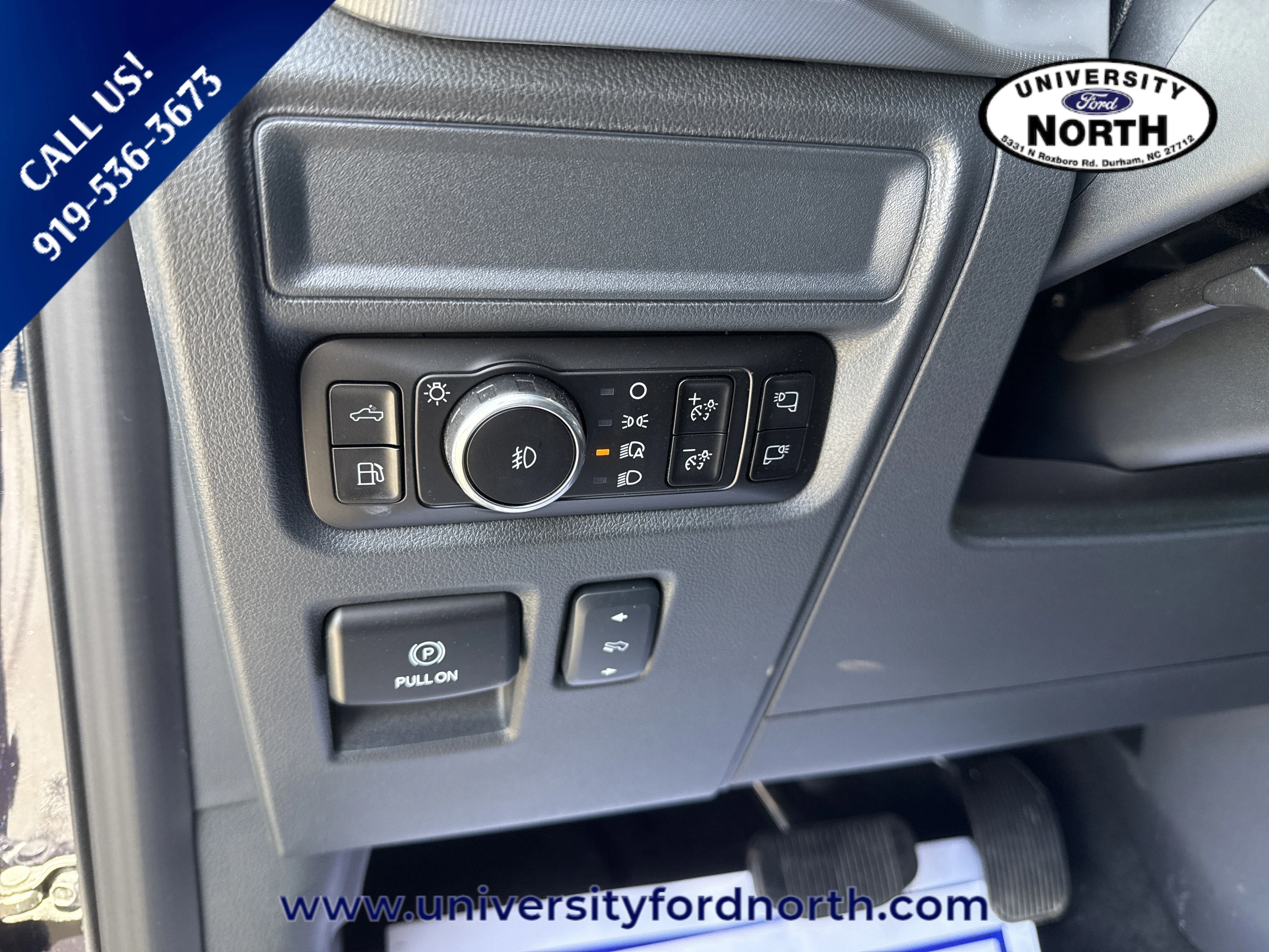 Used 2025 Antimatter Blue Metallic Ford LARIAT image 20