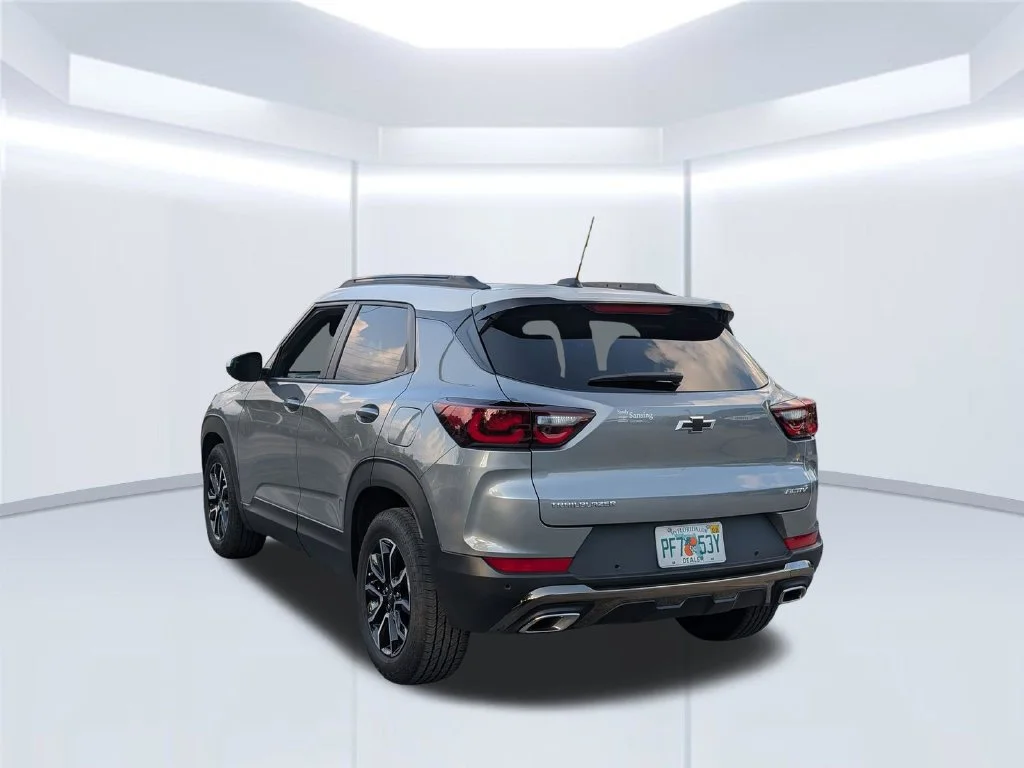 New 2026 Sterling Gray Metallic Chevrolet ACTIV image 4