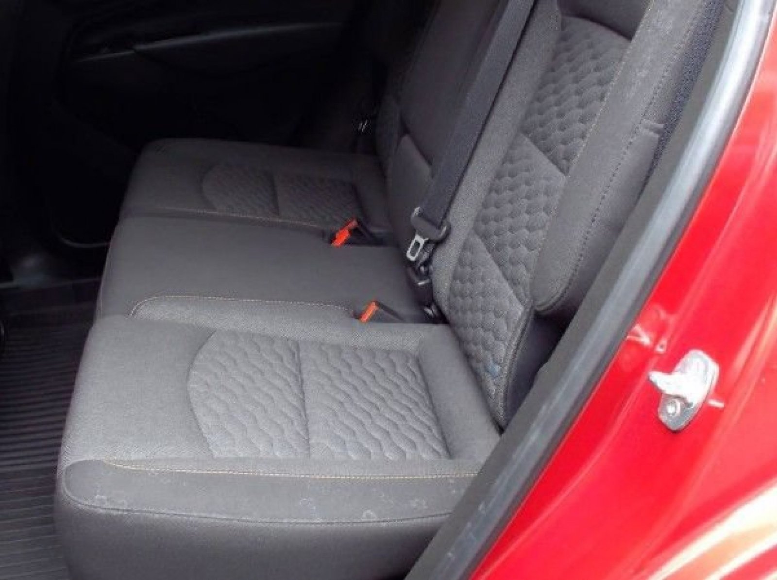 Used 2019 Cajun Red Tintcoat Chevrolet LT image 13