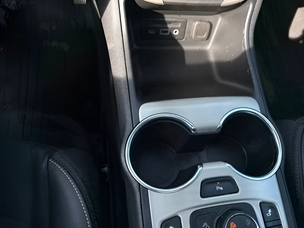 Used 2023 Red GMC Denali image 9