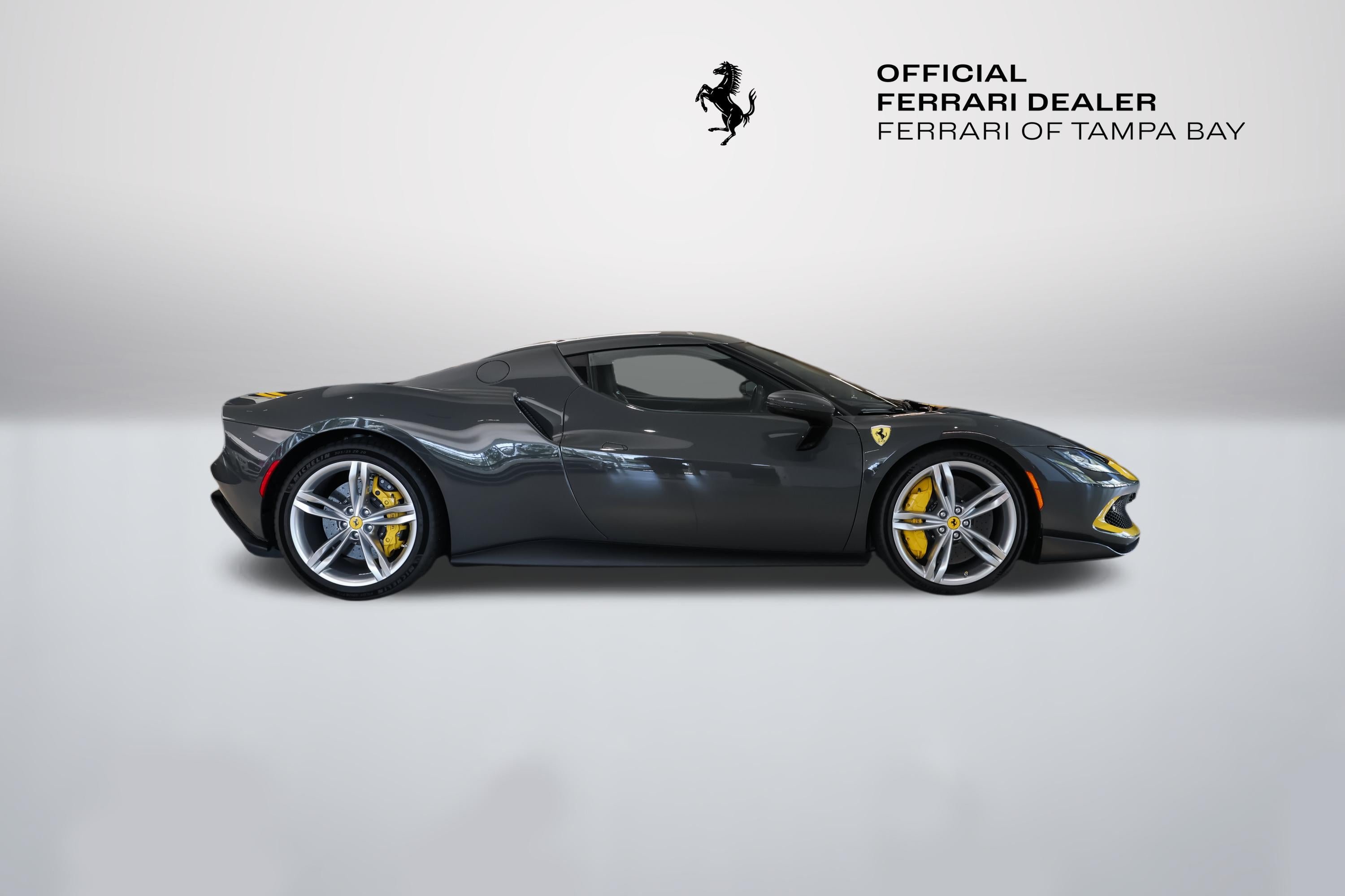 Used 2023 Grigio Scuro Ferrari  image 6