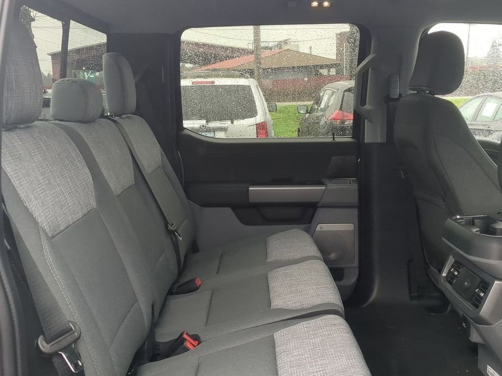 New 2026 Carbonized Gray Metallic Ford F-250® XLT image 61