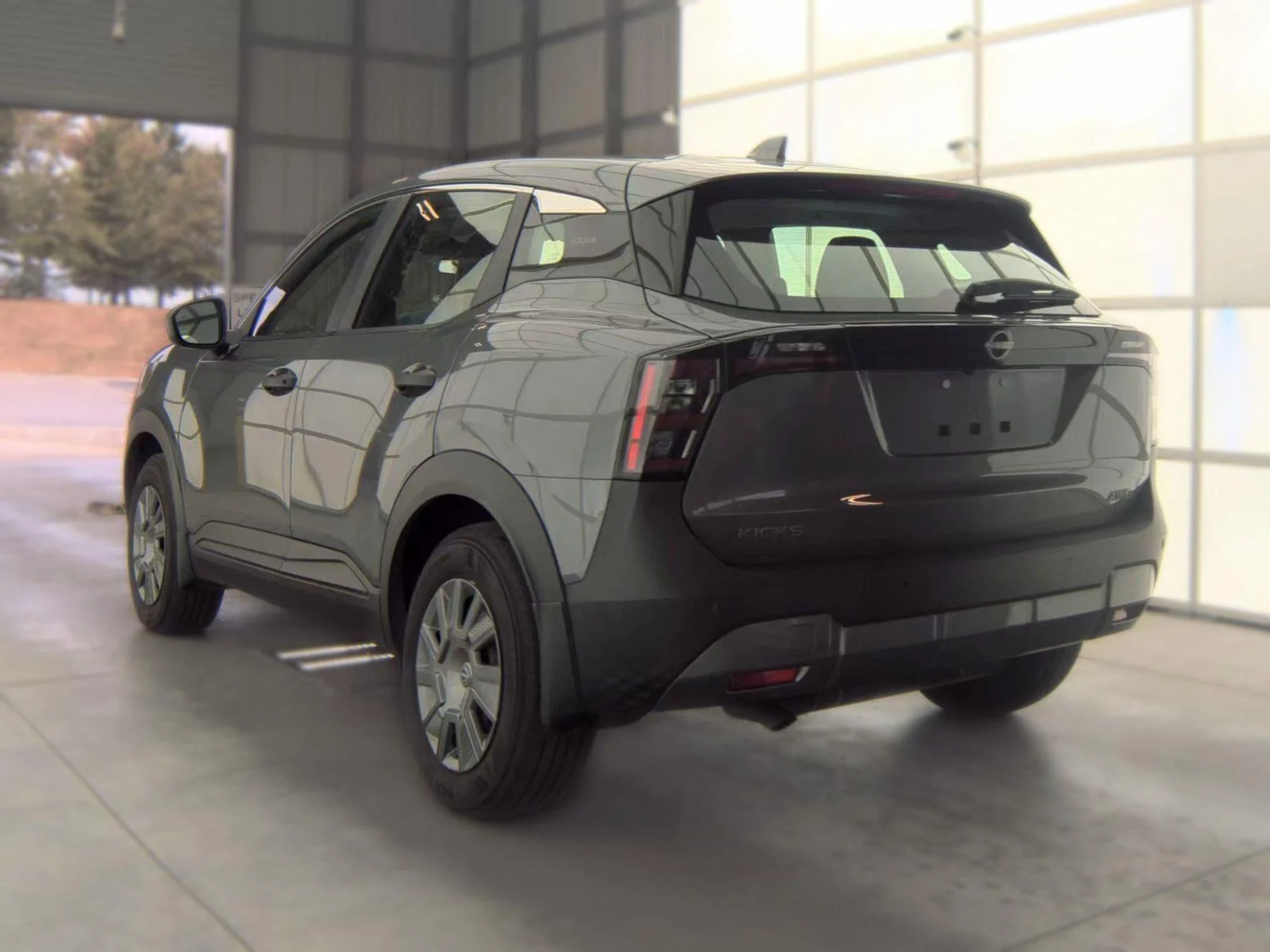 Certified Used 2025 Gun Metallic Nissan S image 3